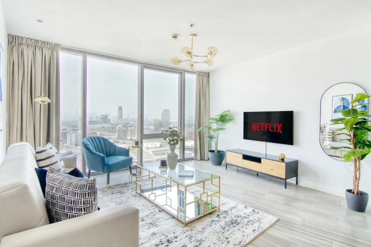 Guestready - A View Of The City Skyline - D1 Tower Dubaj Apartmán