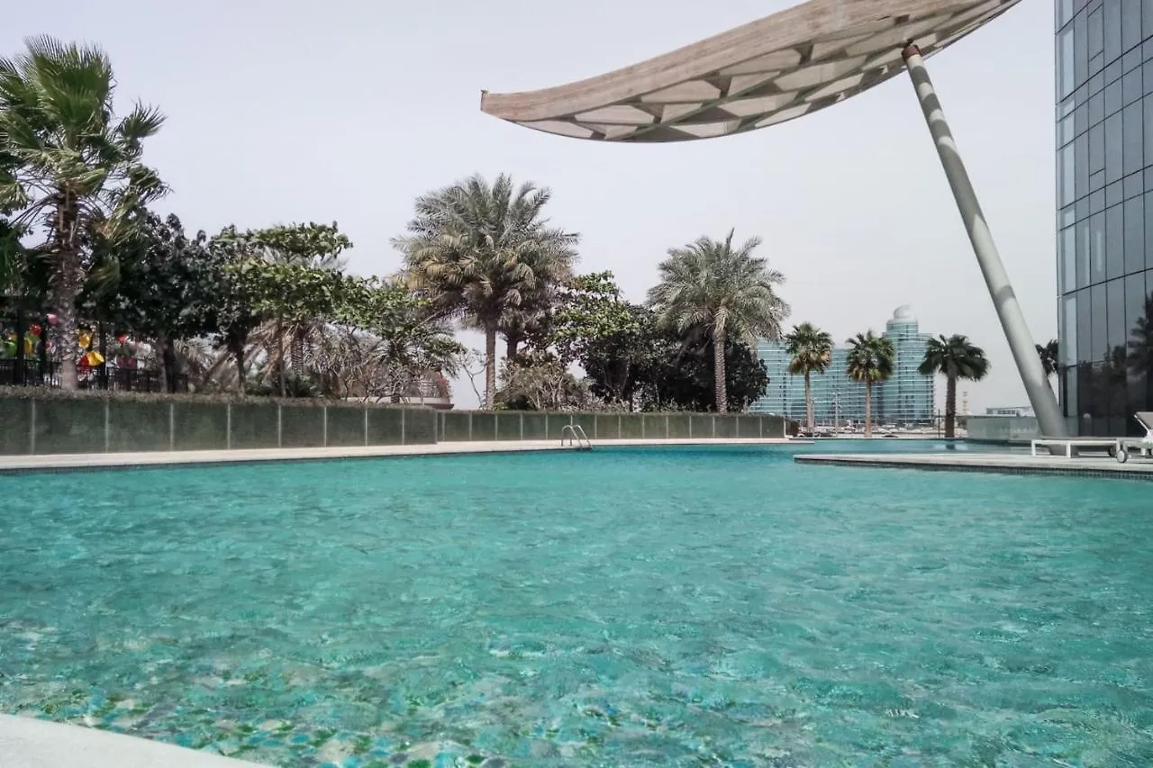 Guestready - A View Of The City Skyline - D1 Tower Dubaj Apartmán